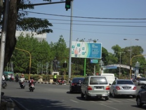  Stasiun  Bandung dan Bandara Husein Sastranegara Angkot 